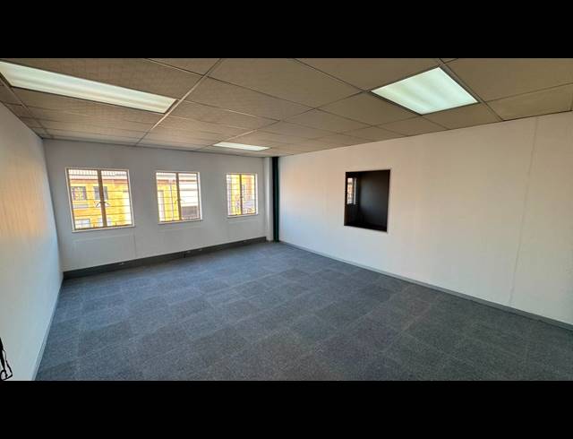 449M² WAREHOUSE TO LET IN LINBRO PARK